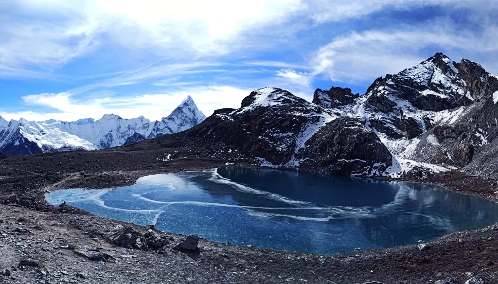 gokyo-trek.webp
