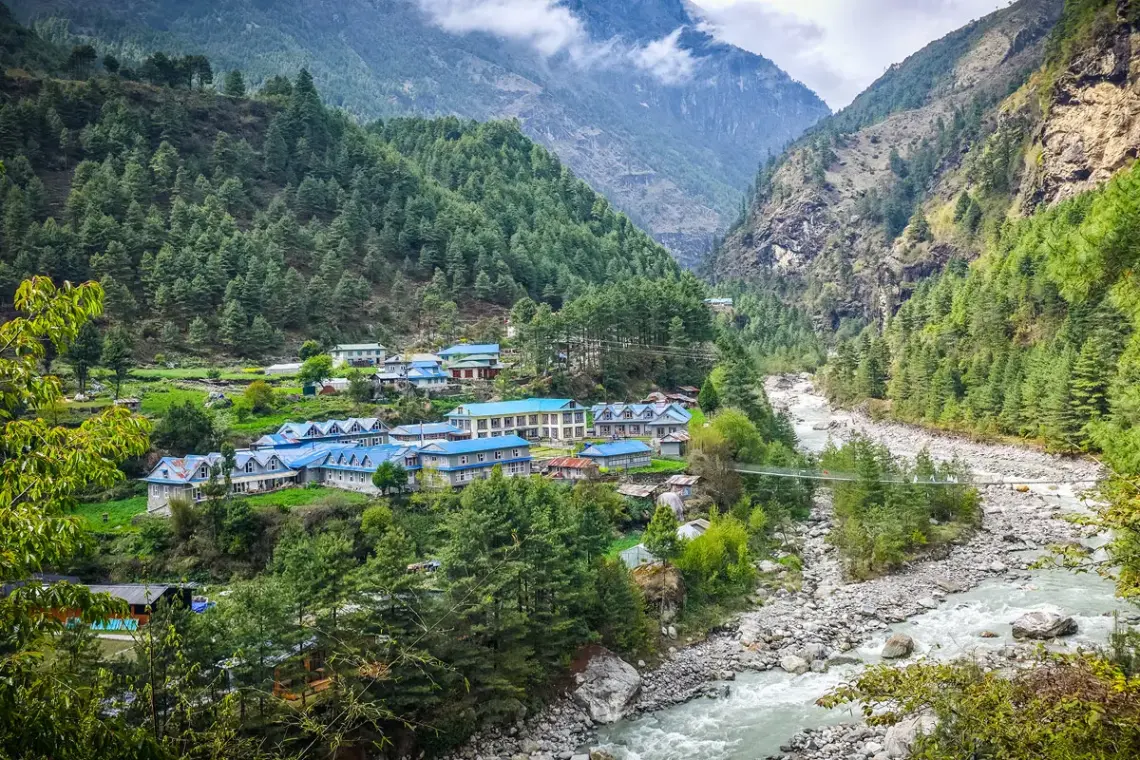 Phakding Village and Surrounds: A Complete Guide for Everest Trekkers