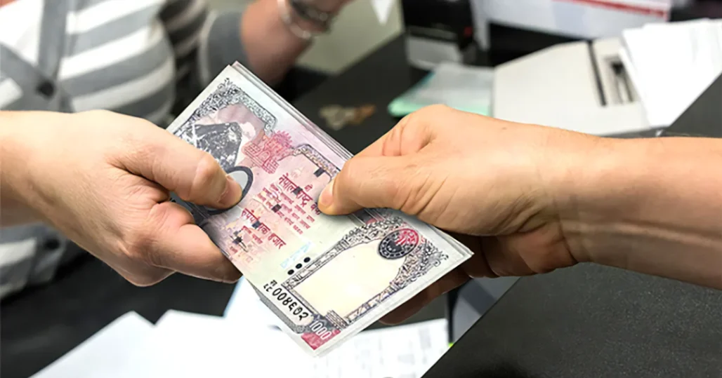 Can foreigners use cards or should they carry cash? 