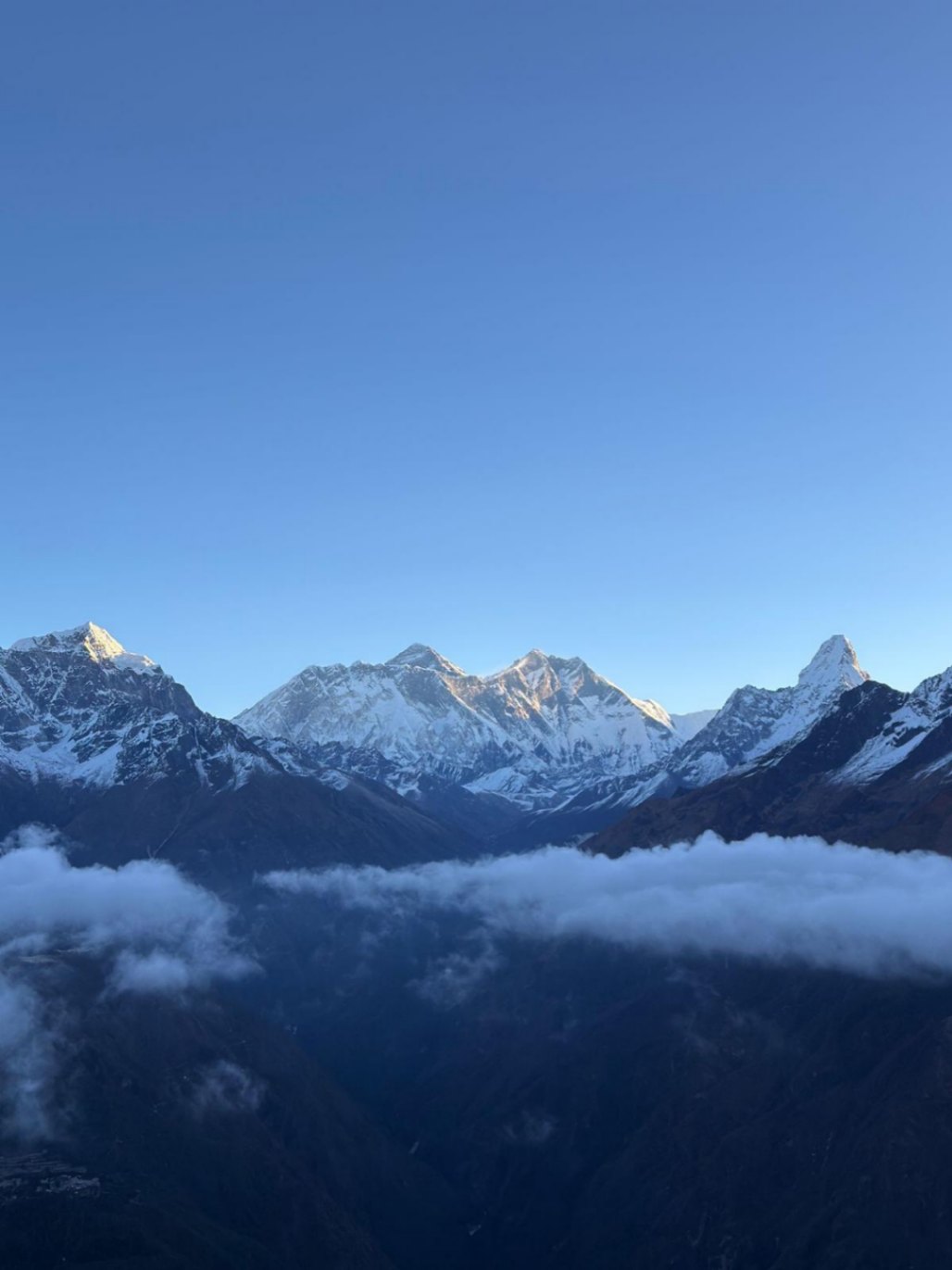 kongde_everest_happy_mountain_nepal-13-f_694781b334ab21.76953719.jpeg